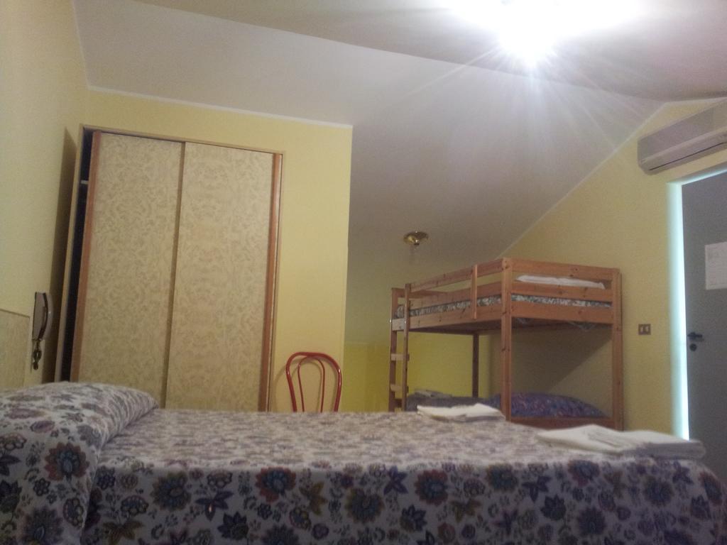 Albergo Tarsia Castrovillari Buitenkant foto